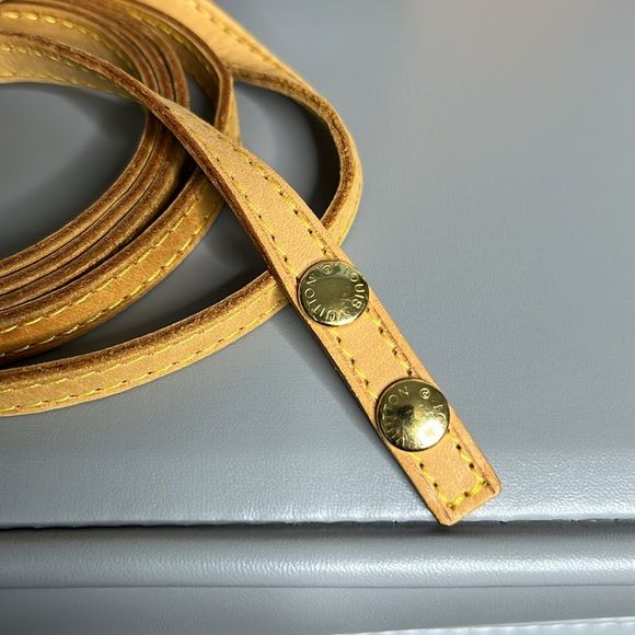 Louis Vuitton Pochette Twin PM Bag - Picture 12 of 14